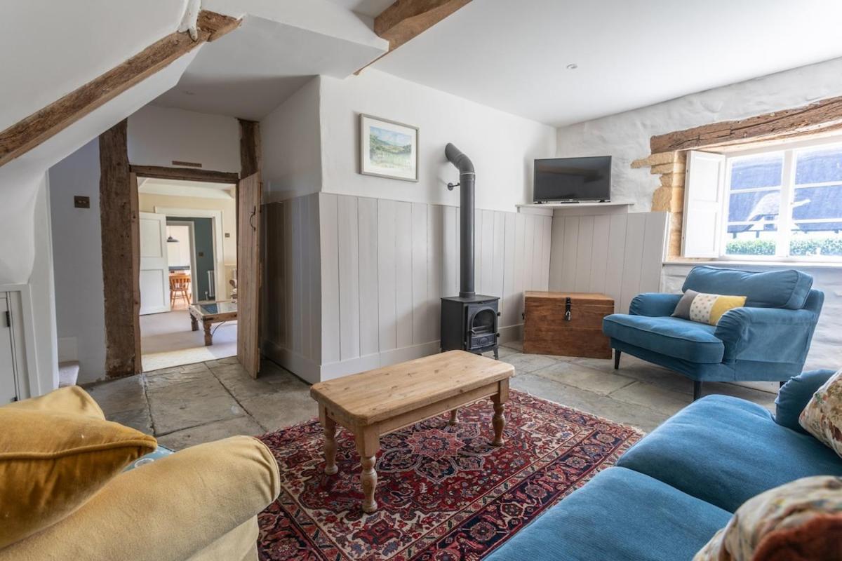 Beautiful Cotswold Farmhouse With Hot Tub Mánchester Exterior foto