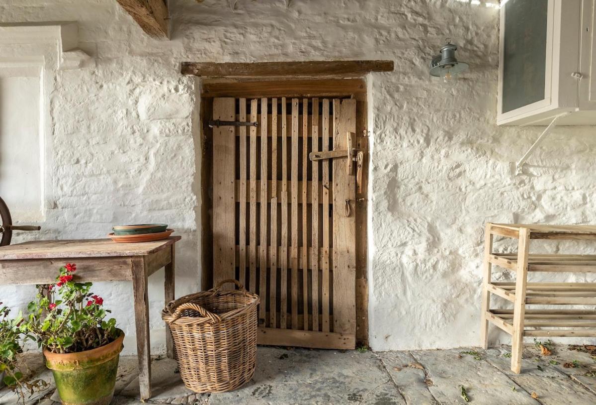 Beautiful Cotswold Farmhouse With Hot Tub Mánchester Exterior foto